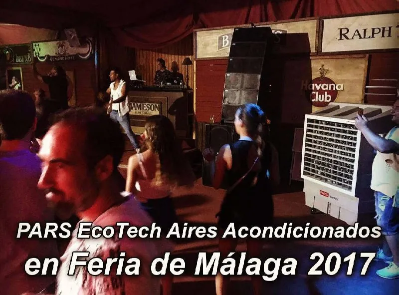 ECO-12000: climatizador evaporativo PARS EcoTech en una caseta de la Feria de Málaga 2017 por la noche