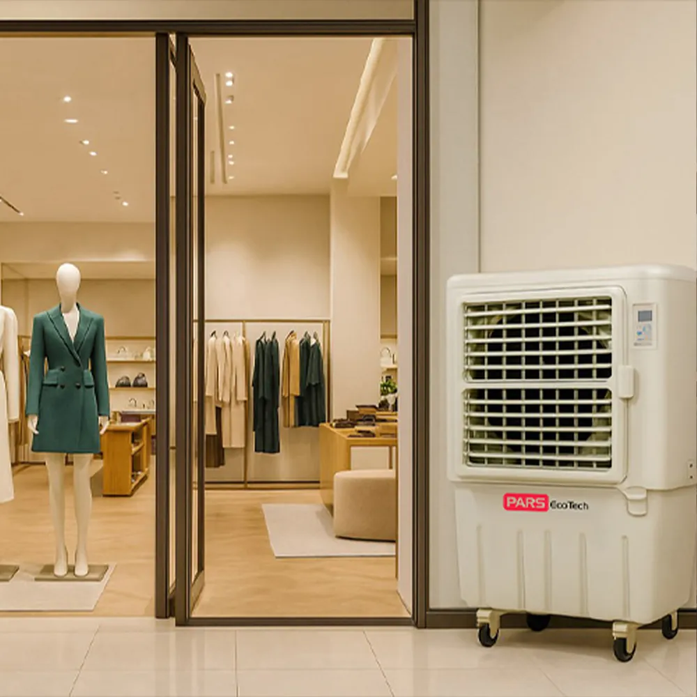 Climatizador evaporativo ECO-9000 en una tienda de moda con maniquíes y puerta de cristal