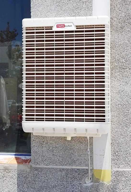 ECOwall-6000 آویخته بر دیوار بیرونی، از روبه‌رو